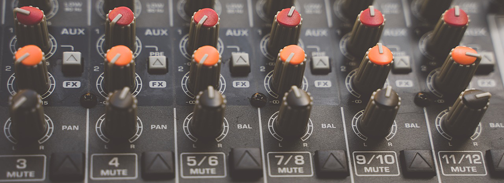 Achieving Financial Podcast Success: Tracking Metrics to Determine Your ROI