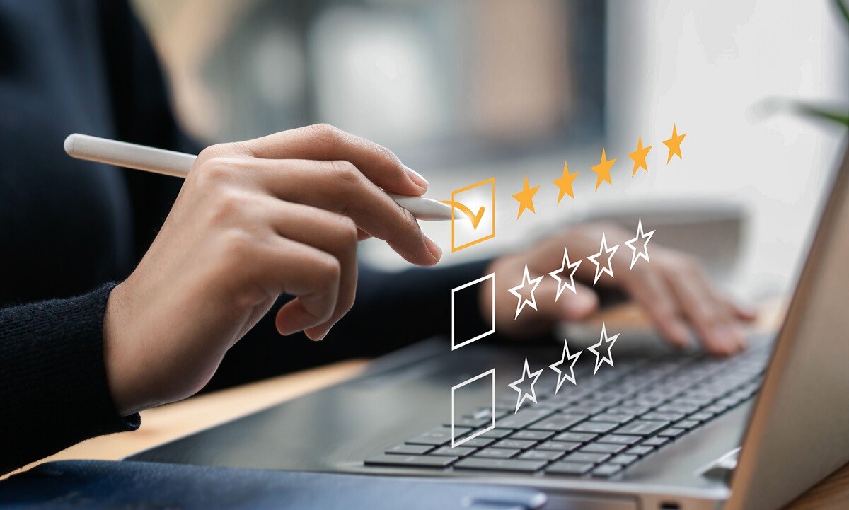 The Power of Online Reviews [infographic]